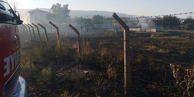 Çankırı Merkez Tüney köyünde  ot yangını.