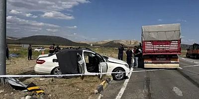 ÇANKIRI’DA ÖLÜM KAVŞAĞI! 3 ÖLÜ 2 YARALI
